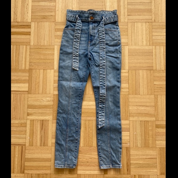 Alice + Olivia Jeans - Picture 4 of 4